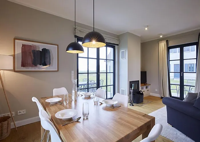 Reetland Am - Premium Reetdachvilla Mit 3 Schlafzimmern, Sauna Und Kamin F14 * Dranske